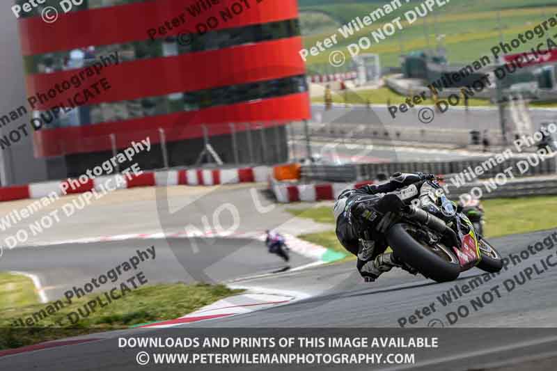 cadwell no limits trackday;cadwell park;cadwell park photographs;cadwell trackday photographs;enduro digital images;event digital images;eventdigitalimages;navarra;no limits trackdays;peter wileman photography;racing digital images;trackday digital images;trackday photos